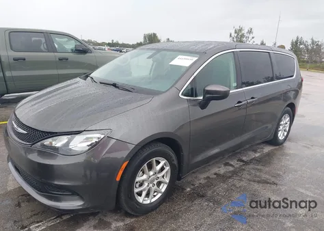 2022 Chrysler Voyager Lx z USA, uszkodzony, nr VIN 2C4RC1CG1NR105561